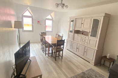 Appartement 3 pièces 860 €