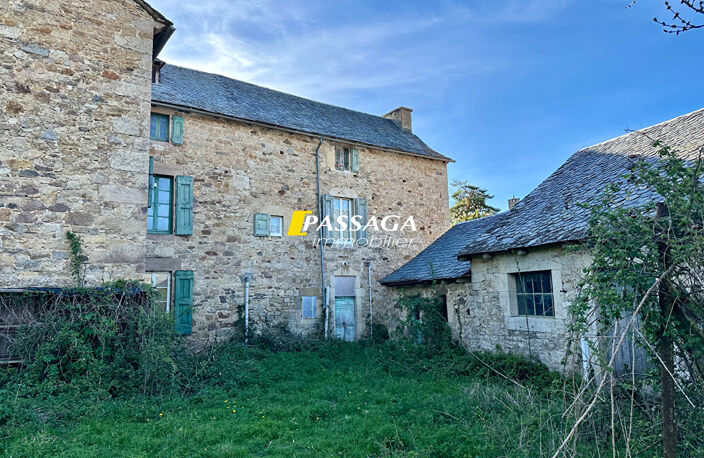 A VENDRE - Ensemble immobilier et terrain attenant - LE MEJANEL — photo 4