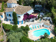 A VENDRE VILLA 6 CHAMBRES AVEC STUDIO et 3 PIECES INDEPENDANTS VUE MER EXPOSITION SUD-OUEST PISCINE GARAGE PARIKINGS LES ISSAMBRES — photo 3