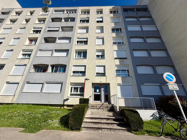 Appartement vendu loué T5 - 92 M2  avec 2 balcons et garage — photo du bien