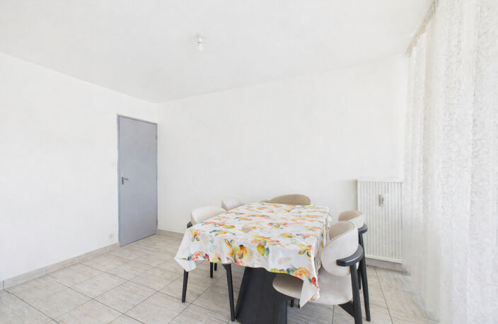 Appartement vendu loué T5 - 92 M2  avec 2 balcons et garage — photo 5