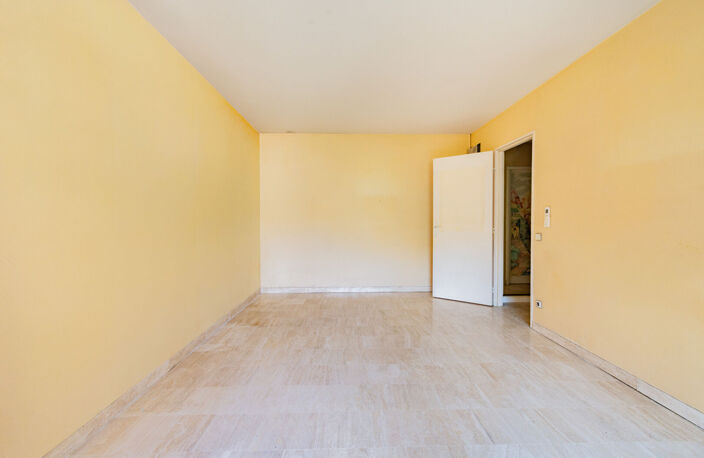 EXCLUSIVITÉ - T1 AVEC TERRASSE & STATIONNEMENT EN SUS -13008- — photo 5