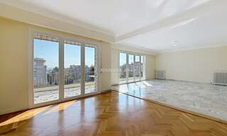 Appartement 5 Pièces 150 m² à vendre à Nice (06100)