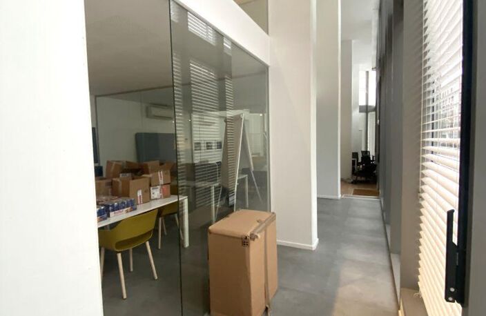 Location Bureaux 370 m&sup2; — photo 3