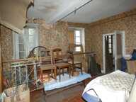 Immeuble d'habitation à rénover, idéal investisseur avec deux locaux commerciaux loués en rez-de-chaussée — photo 3