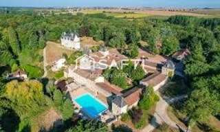 Commerce 50 Pièces 4000 m² à vendre à Vouillé (86190)