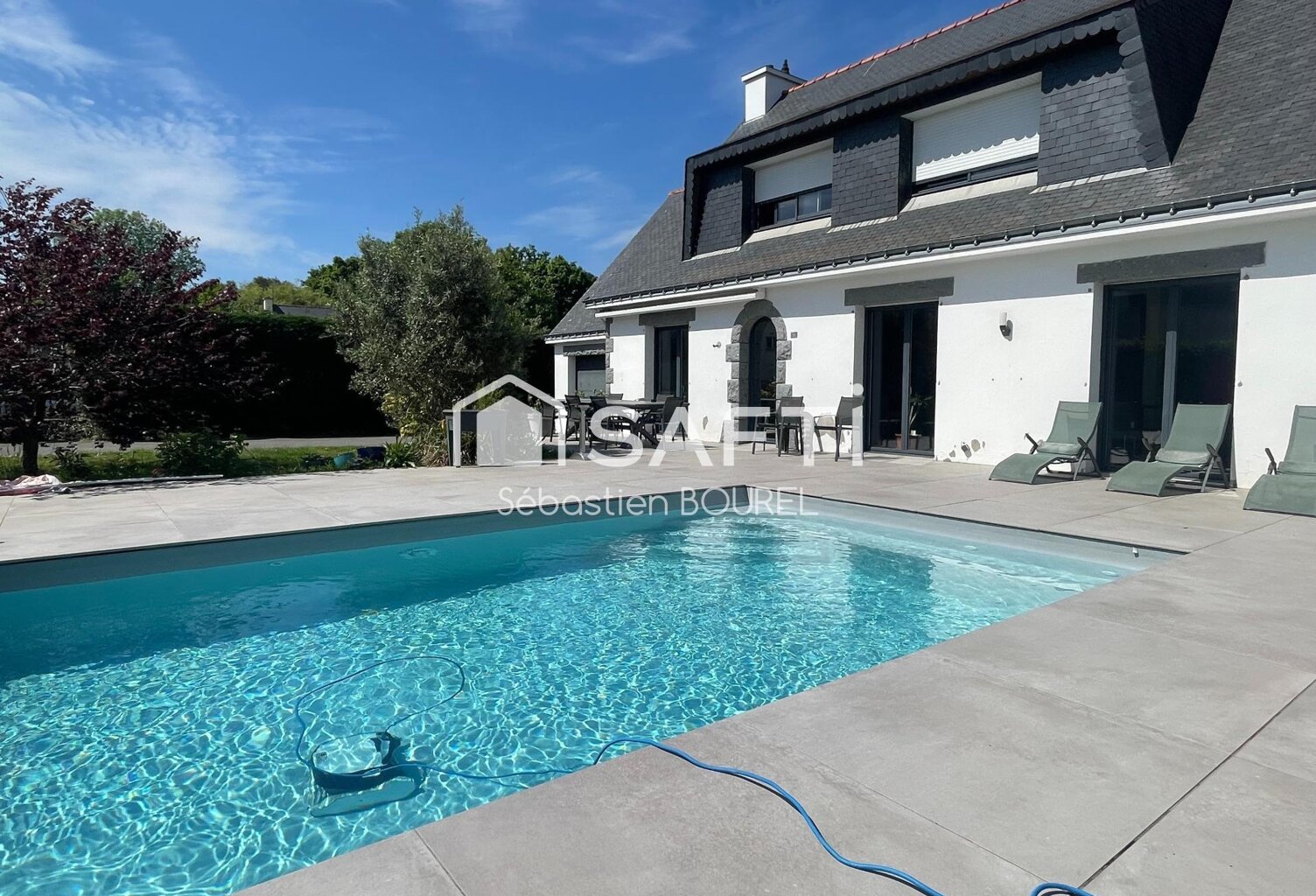 Maison traditionnelle, entièrement rénovée, 172 M2 — photo 1