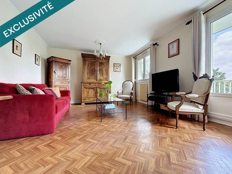 appartement 3 chambres - plein sud avec balcon, garage et ascenseur — photo 1