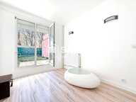 REZ DE JARDIN LUMINEUX PROCHE TOUTES COMMODITES — photo 4