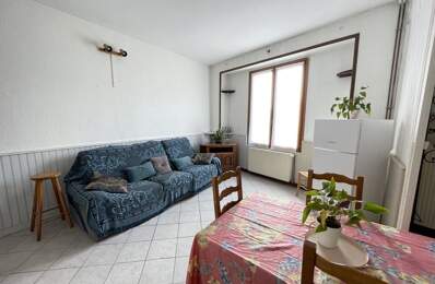 Maison de bourg de 3 pièces principales — photo du bien