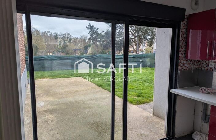 À VENDRE  Maison entièrement rénovée de 105 m² avec jardin et garage — photo 4