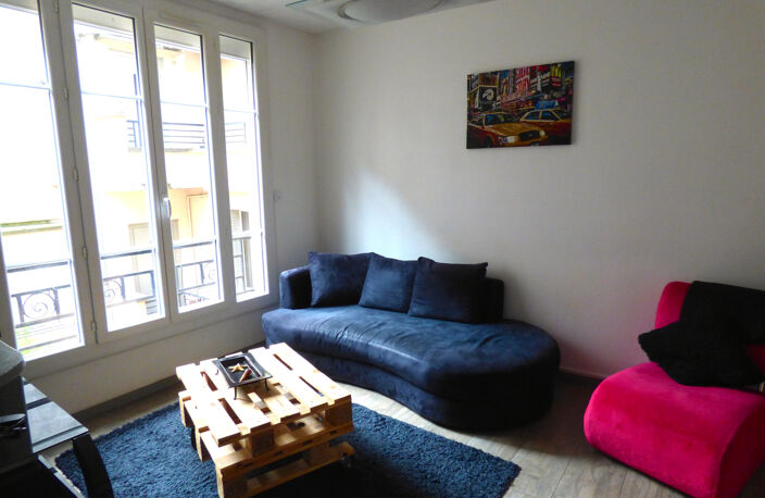  RODEZ CENTRE, Appartement de type 2 entièrement meublé — photo 2