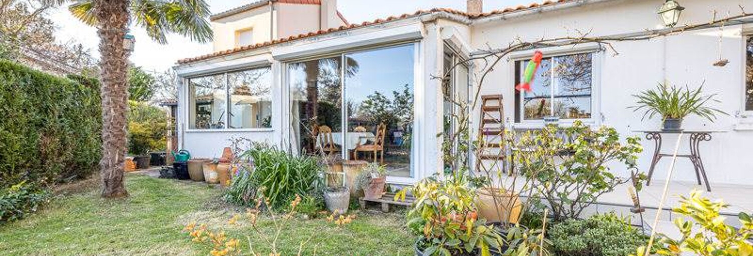 Maison 6 Pièces 132 m² à vendre à Surgères (17700)