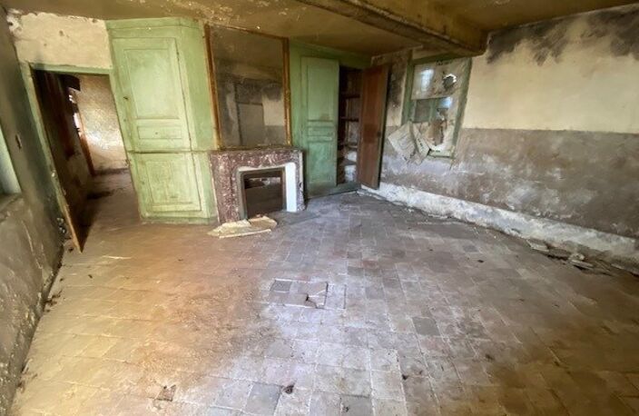 Ancien corps de ferme au charme authentique à réinventer — photo 2