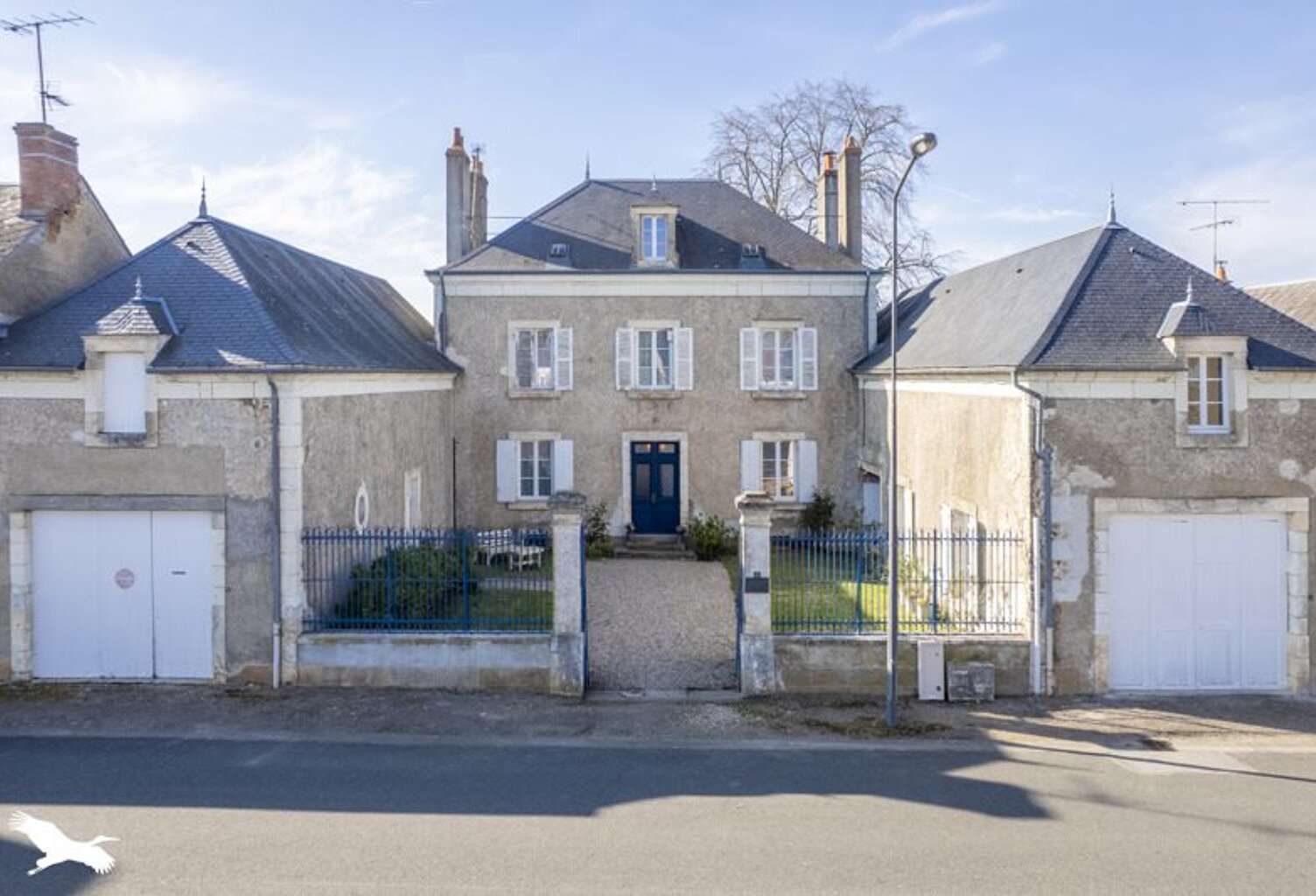 Maison de bourg de 8 pièces principales — photo 1