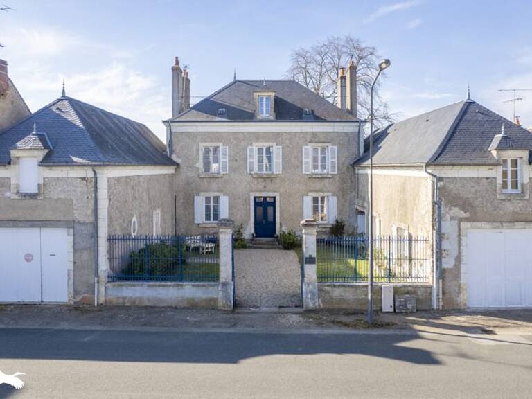 Maison de bourg de 8 pièces principales — photo 1