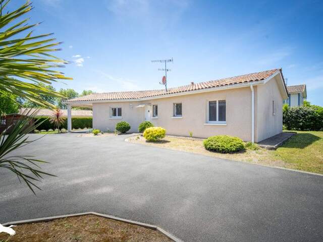 Contemporaine de 5 pièces principales — photo du bien
