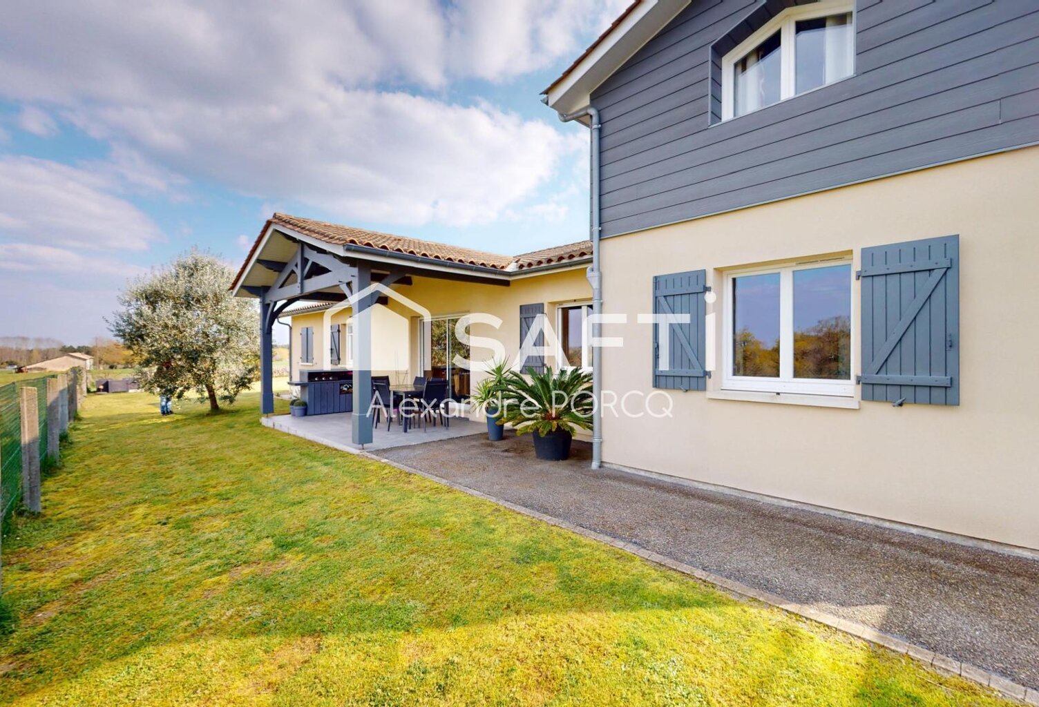 Charmante maison familiale avec de beaux volumes. — photo 1