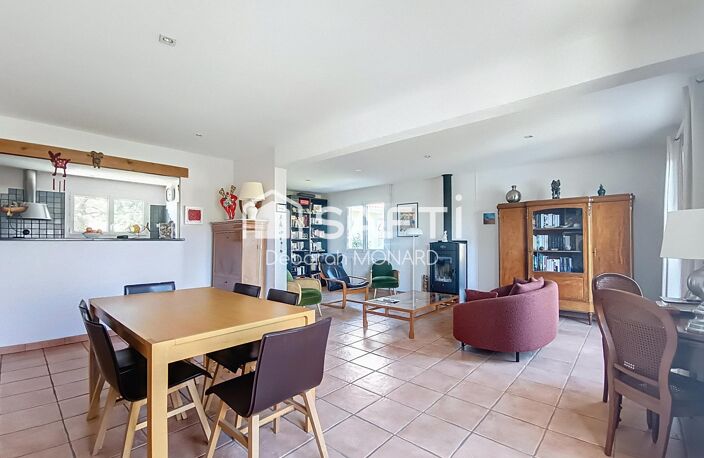 MAISON FAMILIALE - PISCINE - SAINT MEDARD EN JALLES — photo 4