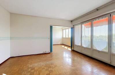 Appartement de 5 pièces principales — photo du bien