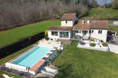Maison 7 pièces 337920 €