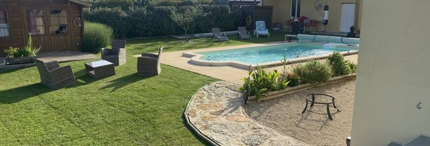 Maison 5 Pièces 135 m² à vendre à Mairé-Levescault (79190)