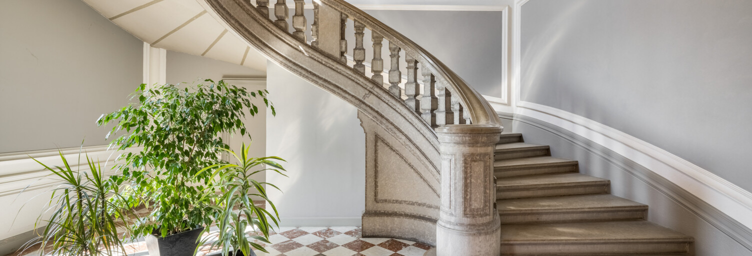 Appartement 7 Pièces 172 m² à vendre à Saint-Julien (69640)