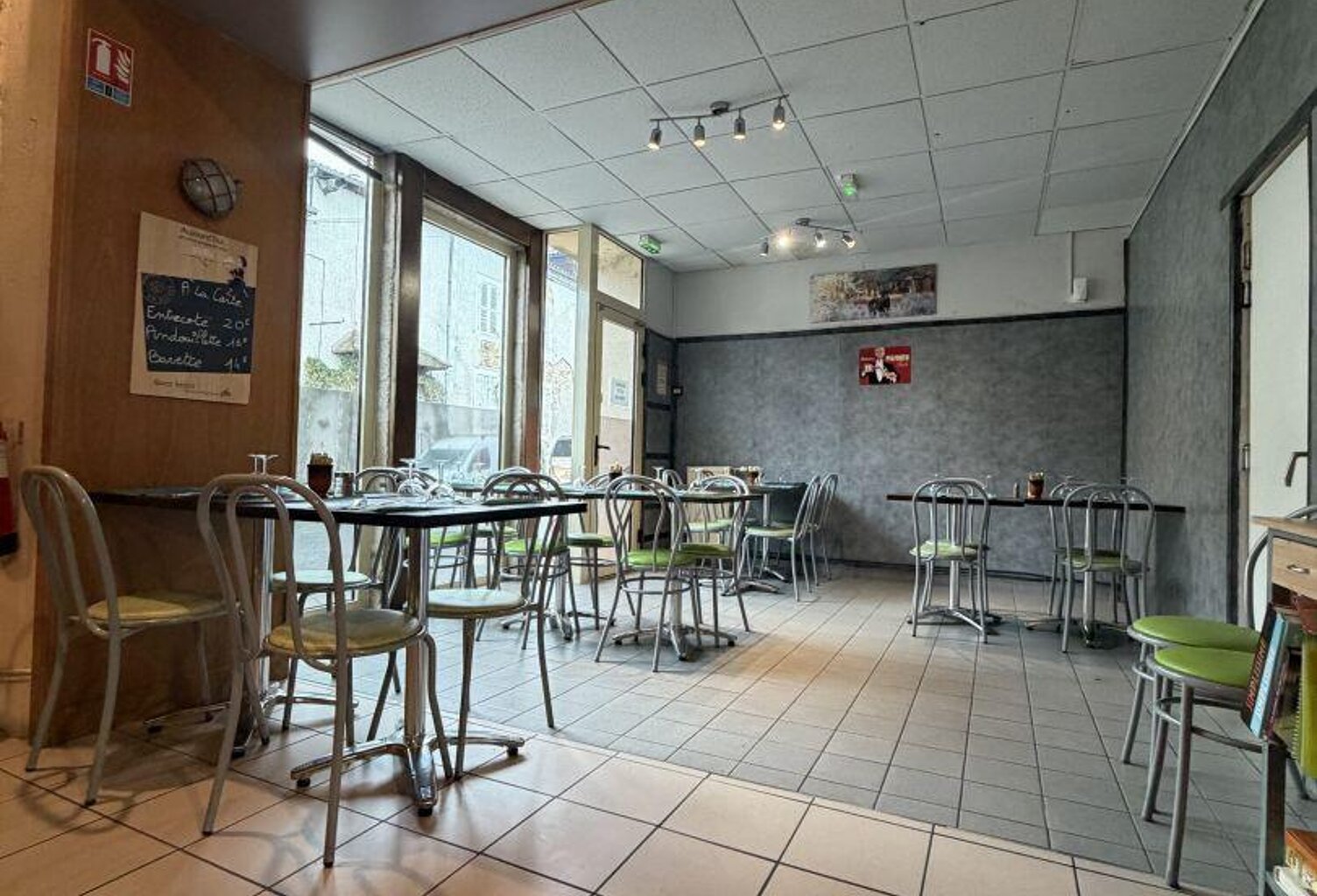 Vente Restaurant 150 m&sup2; — photo 1