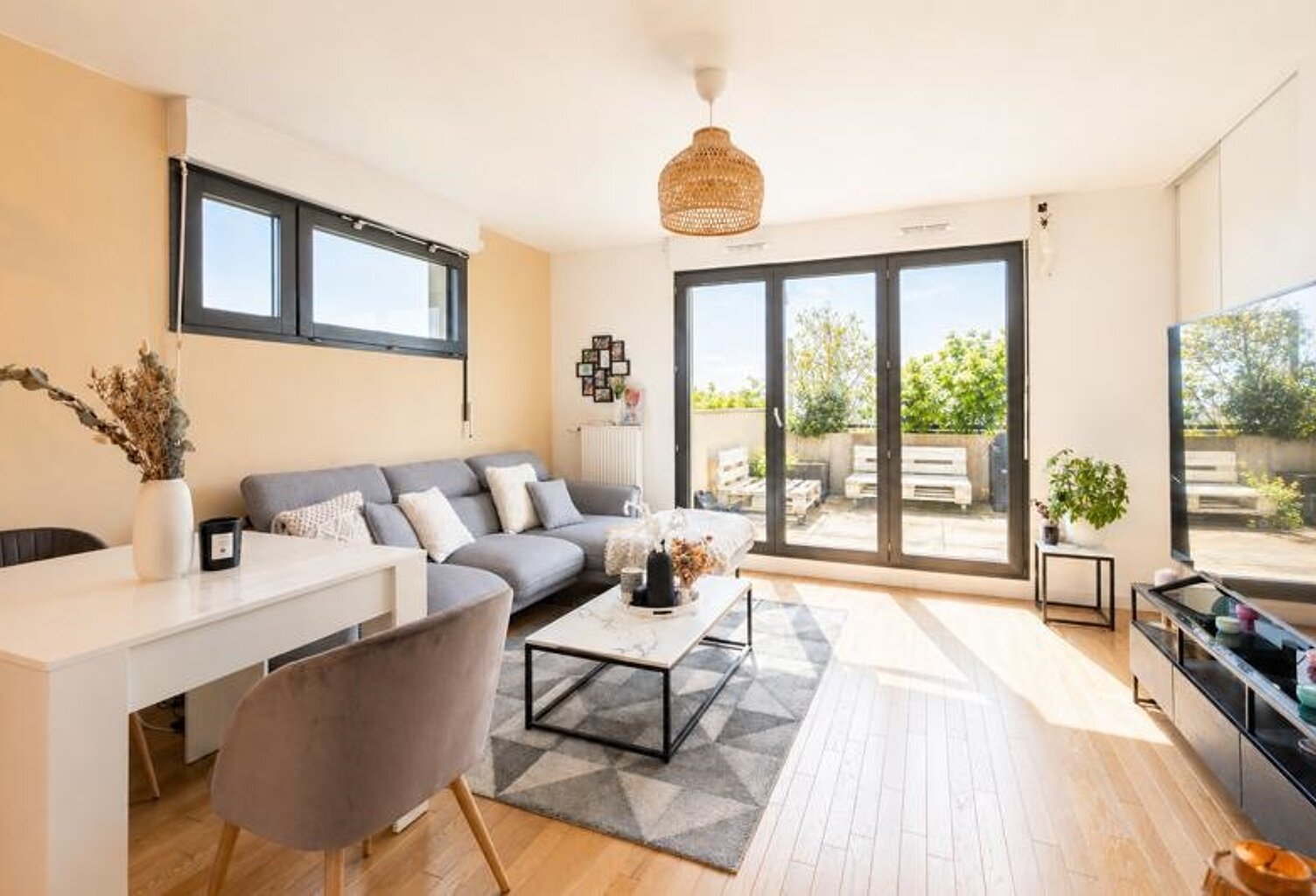 Vente appartement 3 pièces 65 m² Saint-Cyr-l'École (78210) — photo 1