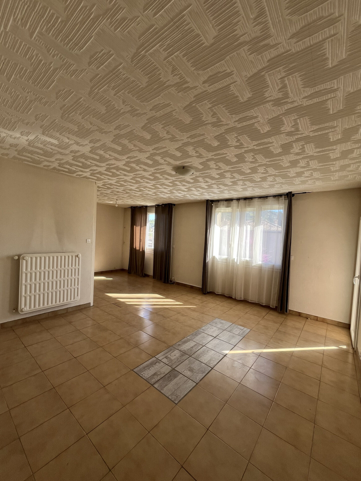 Appartement  T5 à vendre Saint-Paul-Trois-Châteaux 26130