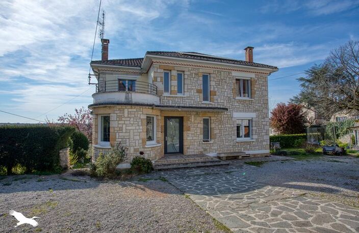 Maison en pierre de 7 pièces principales — photo 2