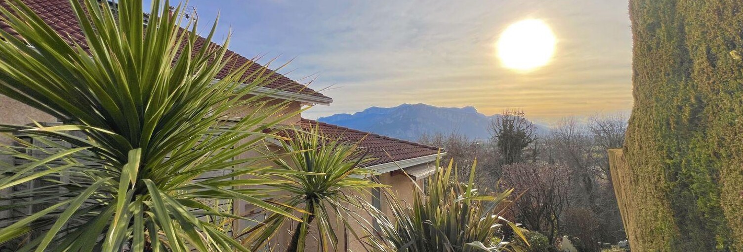 Maison 10 Pièces 188 m² à vendre à La Buisse (38500)