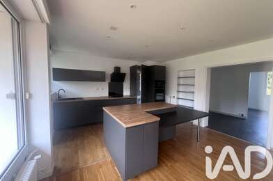 Appartement 6 pièces 353000 €