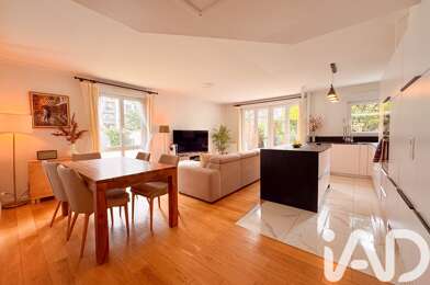 Appartement 4 pièces 562000 €