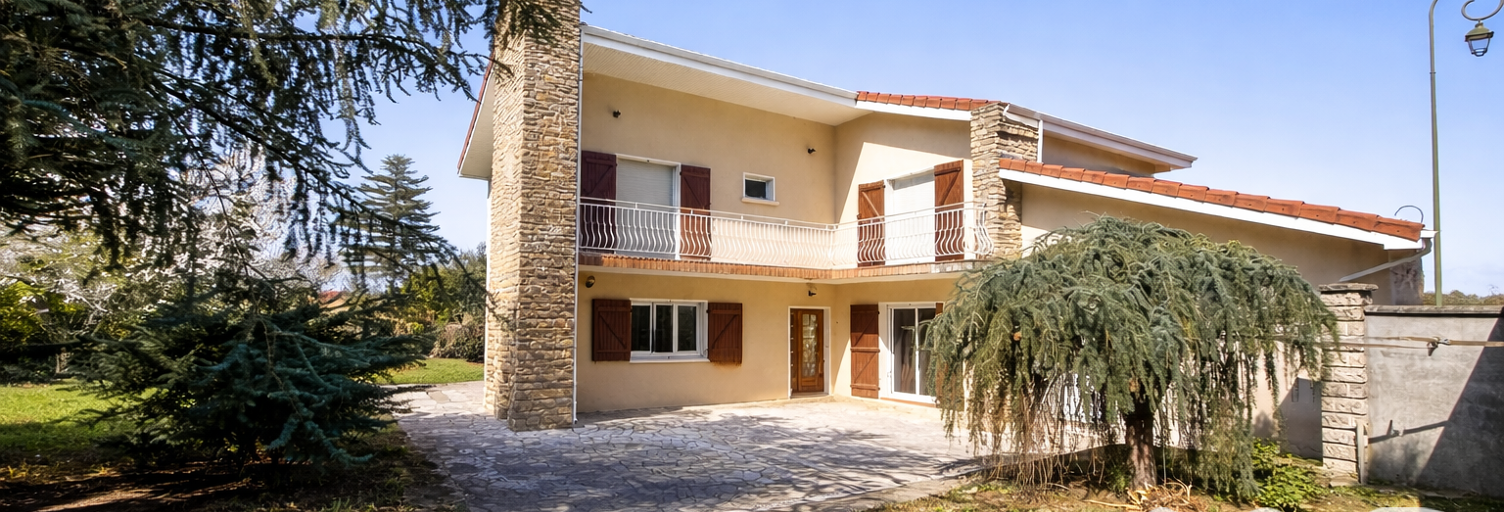 Maison 7 Pièces 210 m² à vendre à Chaponnay (69970)