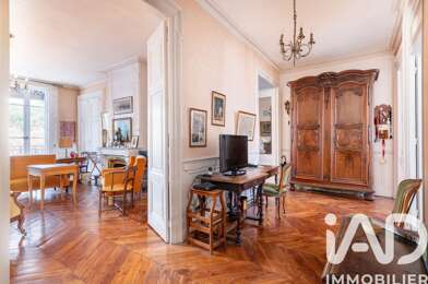 Appartement 4 pièces 700000 €
