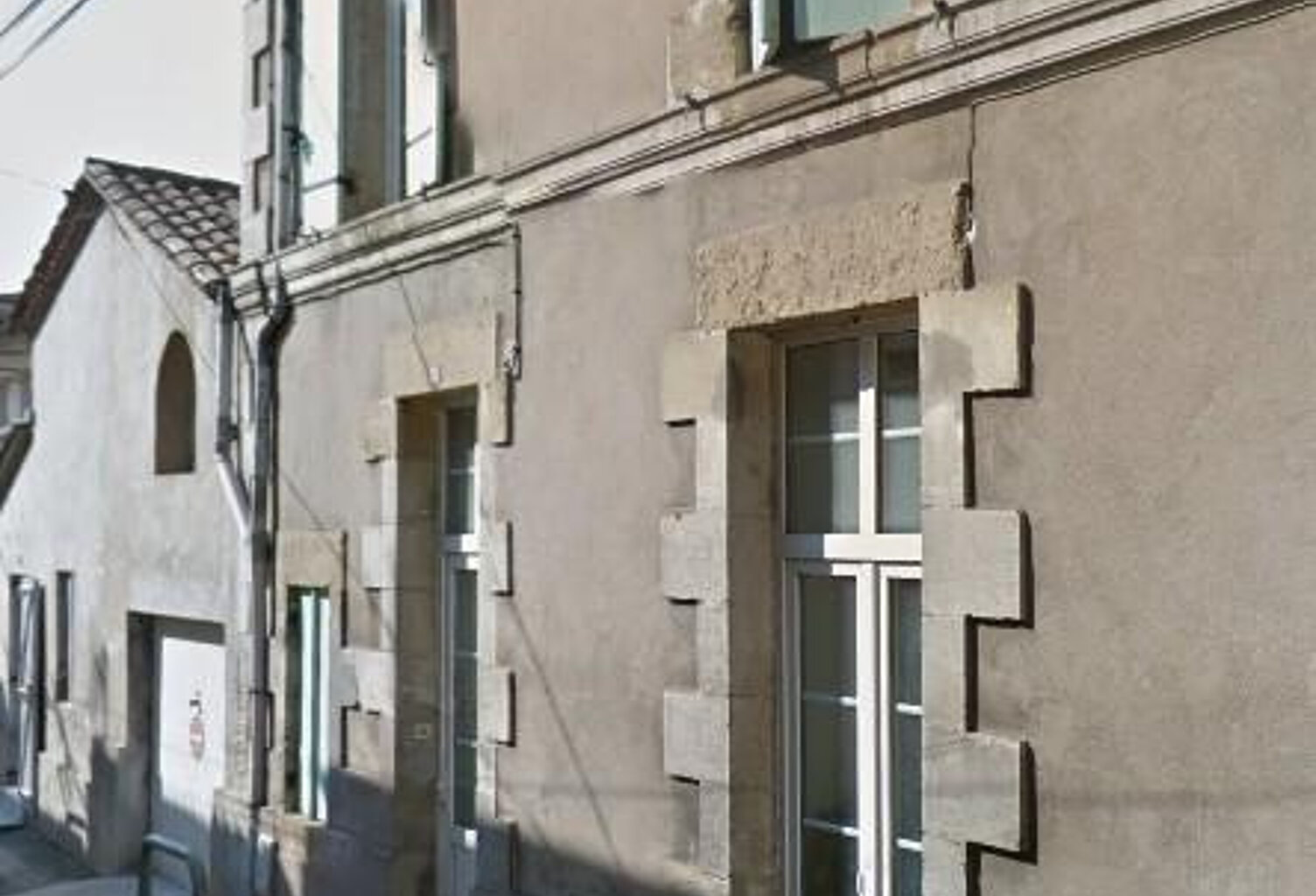 MARMANDE : maison de ville à vendre avec 4 chambres, terrasse et garage. — photo 1