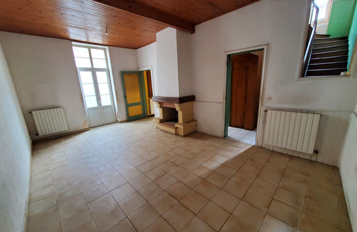 MARMANDE : maison de ville à vendre avec 4 chambres, terrasse et garage. — photo 2