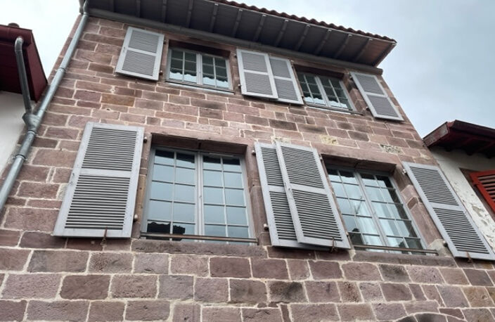 A vendre, appartement T2 duplex avec jardin au cœur du centre historique de St J P Port. — photo 5