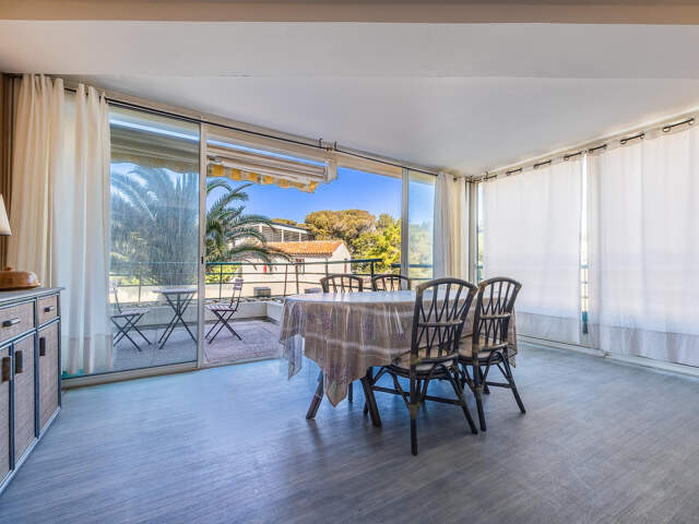A VENDRE 2 PIECES 46M2 +  LOGGIA ET TERRASSE DE 26M2 A LA CO — photo du bien
