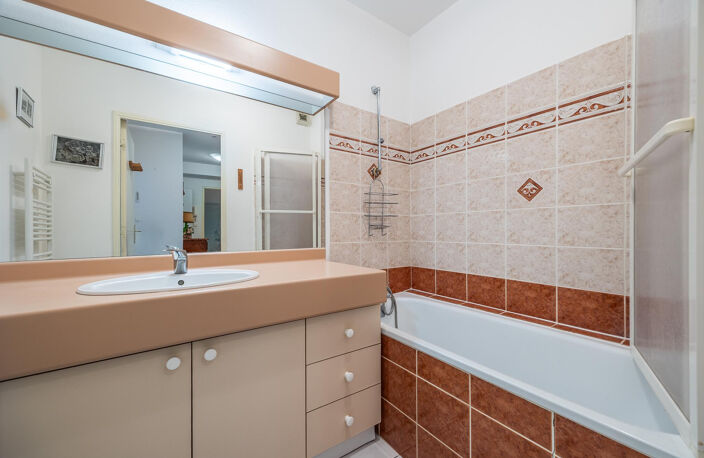 A VENDRE 2 PIECES 46M2 +  LOGGIA ET TERRASSE DE 26M2 A LA CO — photo 5