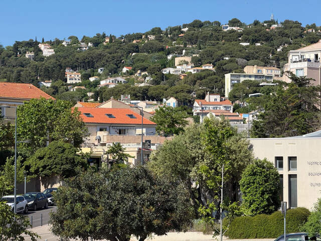 2 PIECES 66M2 DE SUPERFICIE TOTALE A LA CORNICHE — photo du bien