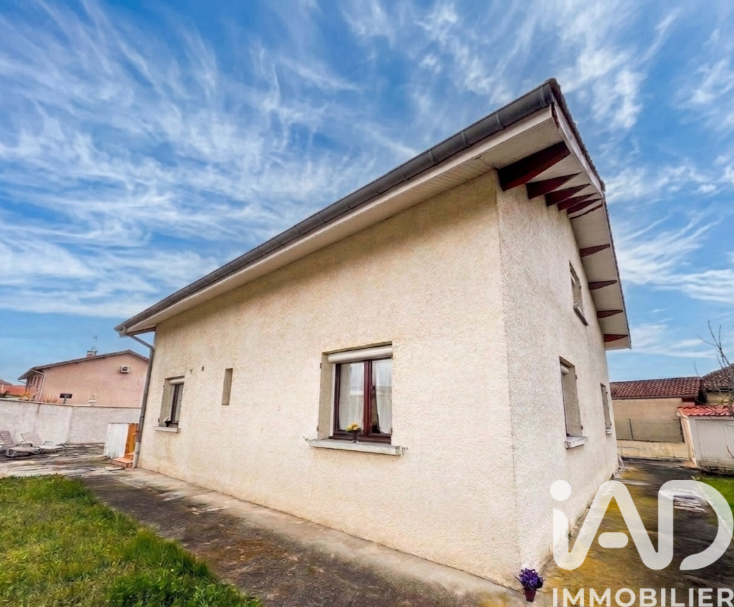Vente Maison/villa 5 pièces - Photo 2