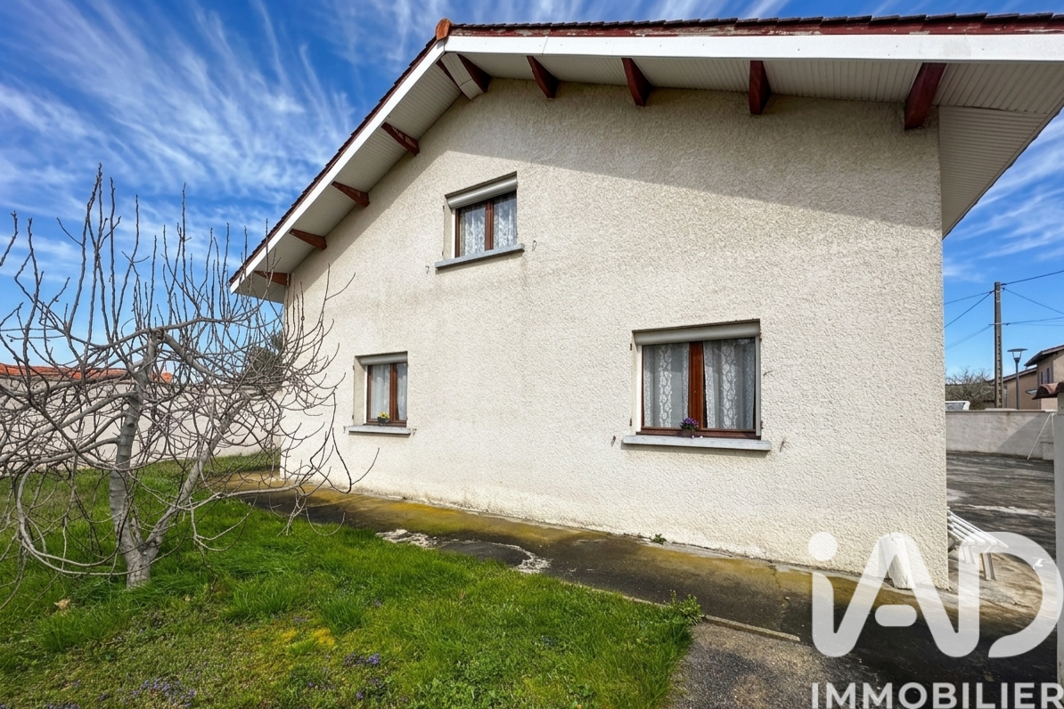 Vente Maison/villa 5 pièces - Photo 3
