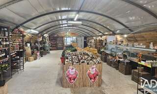 Divers  100 m² à vendre à Lorgues (83510)