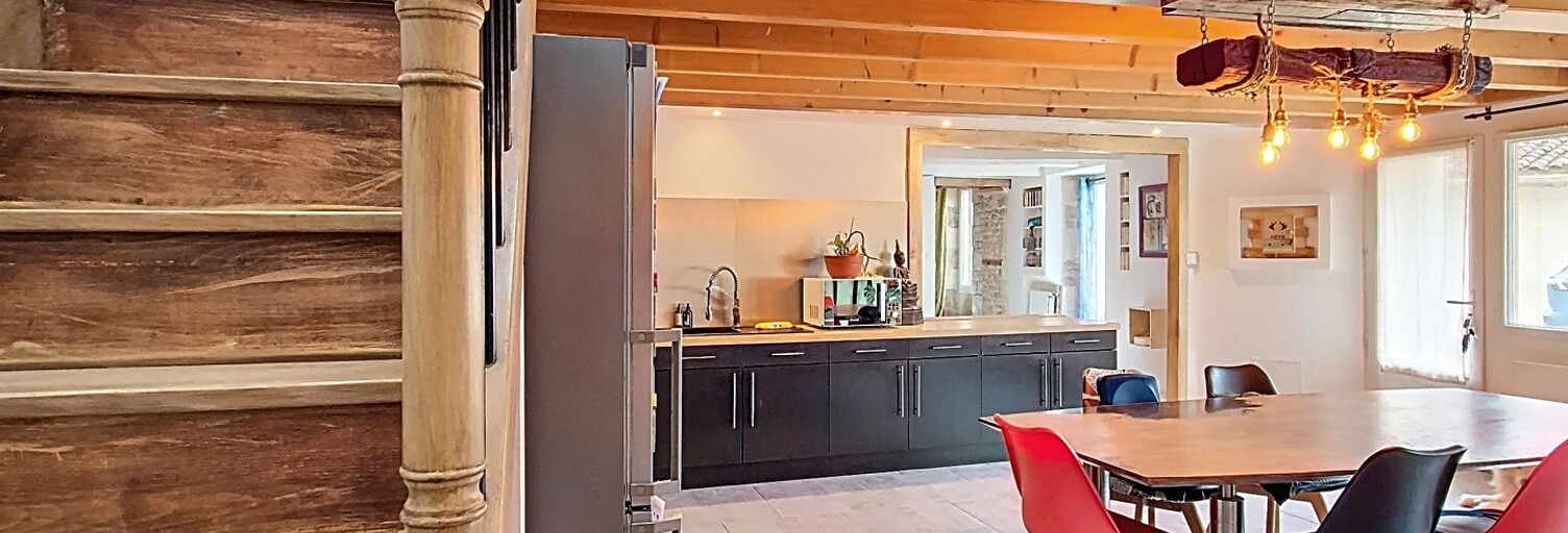 Maison 5 Pièces 176 m² à vendre à Le Gué-d'Alleré (17540)