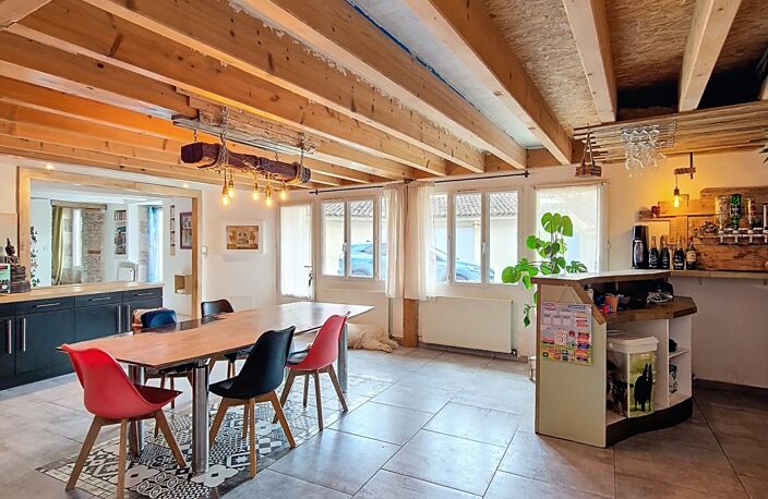 Vente Maison/villa 5 pièces — photo 2