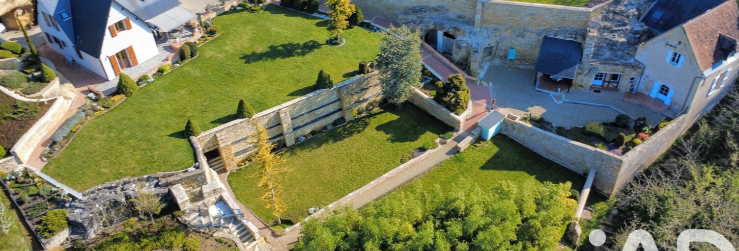 Maison 9 Pièces 240 m² à vendre à Chinon (37500)