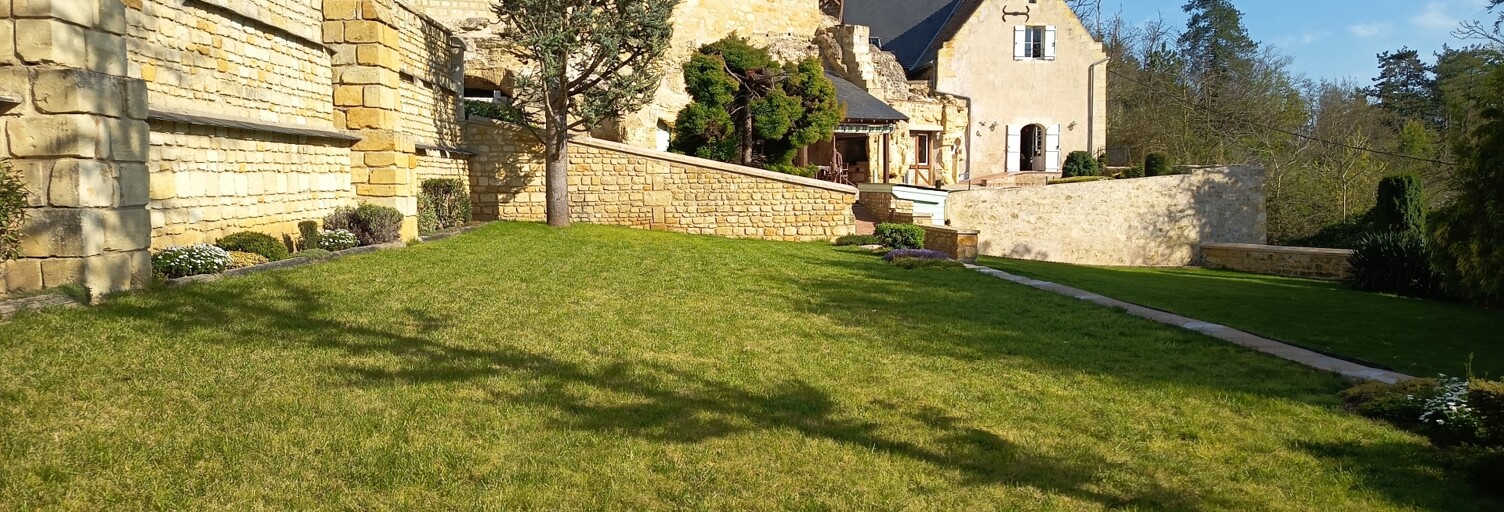 Maison 9 Pièces 240 m² à vendre à Chinon (37500)