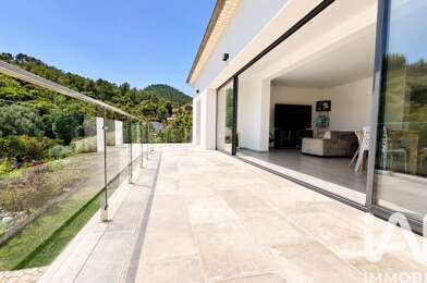 Maison 5 pièces 990000 €
